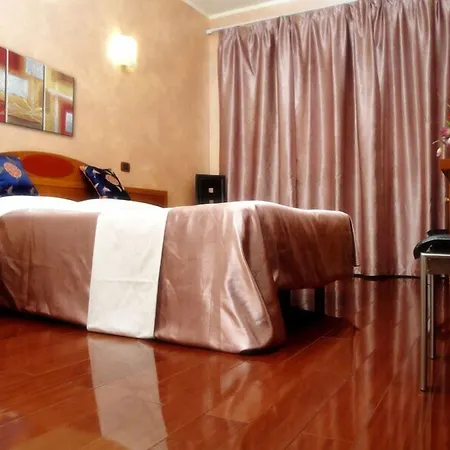 Hotel Bengasi Moncalieri